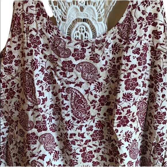 Forever 21 Red & White Floral Racer Back Lace Crop Top  Paisley Crochet size M - Picture 10 of 13
